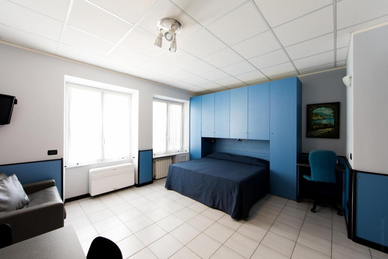 Hotel Tirreno Генуя Экстерьер фото