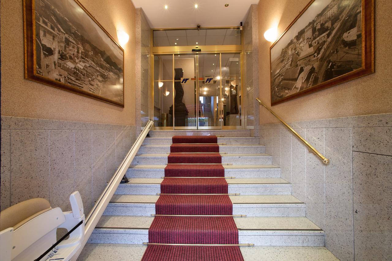 Hotel Tirreno Генуя Экстерьер фото